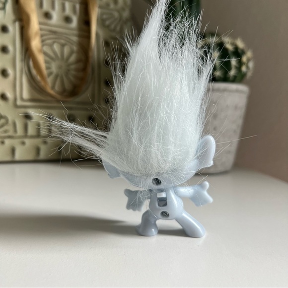 Trolls Tiny Diamond Happy Meal Toy - Picture 5 of 7